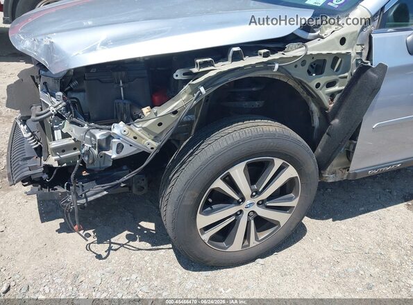 4S4BSANC3J3233510 2018 SUBARU OUTBACK Silver 