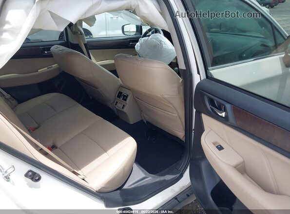 4S4BSANC3J3296543 2018 SUBARU OUTBACK White Vista de la etiqueta del VIN