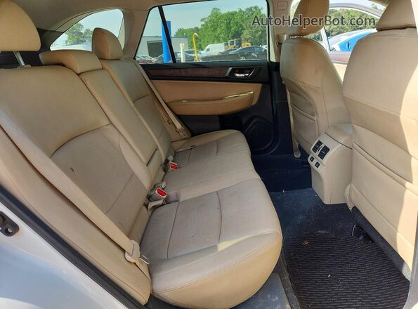 4S4BSANC4G3302553 2016 SUBARU OUTBACK White Rear interior view