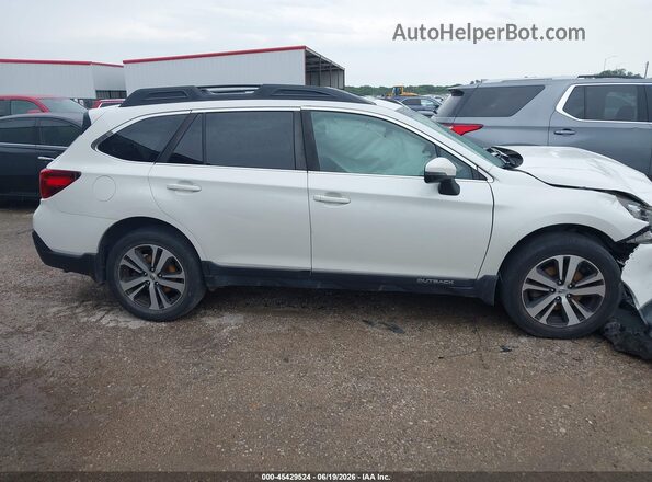 4S4BSANC5J3334953 2018 SUBARU OUTBACK White Սարքավորումների վահանակի տեսք
