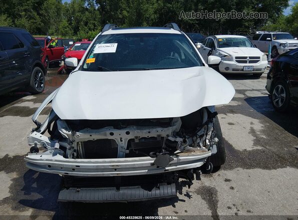 4S4BSANC7H3282154 2017 SUBARU OUTBACK White Rear interior view