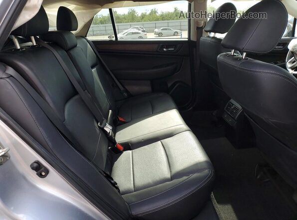 4S4BSANC7H3382416 2017 SUBARU OUTBACK Silver 