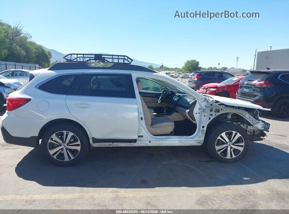 4S4BSANC7J3268681 2018 SUBARU OUTBACK White 360 interior view