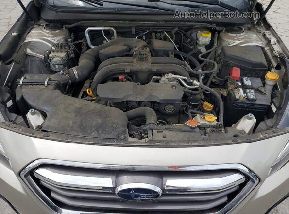 4S4BSANC8J3201099 2018 SUBARU OUTBACK Silver ძრავის განყოფილების ხედი