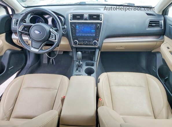 4S4BSANC8J3201099 2018 SUBARU OUTBACK Silver წინა პანელის ხედი