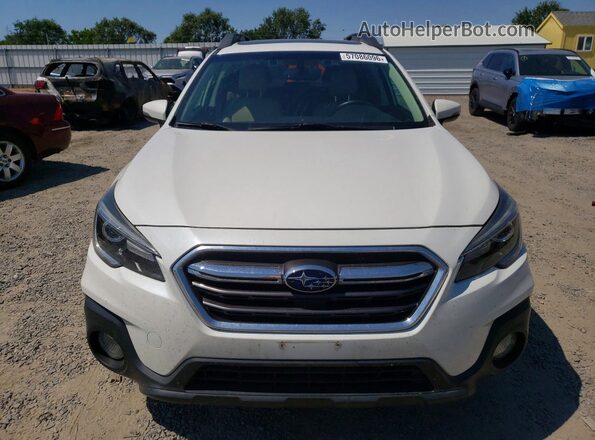 4S4BSANC8J3300019 2018 SUBARU OUTBACK White Front view