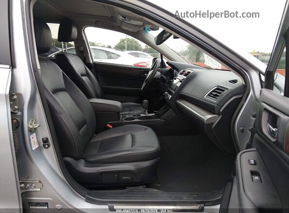 4S4BSANC9H3210579 2017 SUBARU OUTBACK Gray Widok wnętrza z przodu