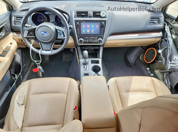 4S4BSANC9J3264017 2018 SUBARU OUTBACK Green Vista del salpicadero
