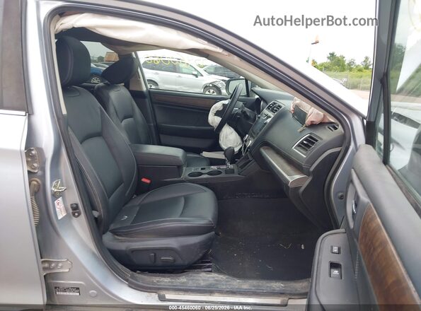 4S4BSANC9J3276233 2018 SUBARU OUTBACK Silver Սալոնի դիմացի տեսք