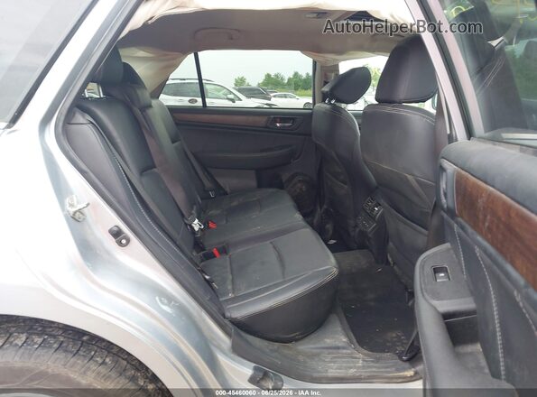 4S4BSANC9J3276233 2018 SUBARU OUTBACK Silver VIN կոդի պիտակի տեսք