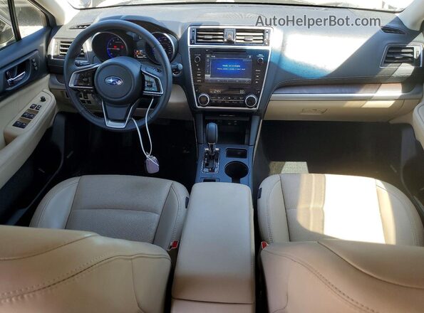 4S4BSANC9J3384366 2018 SUBARU OUTBACK Синий Вид панели приборов