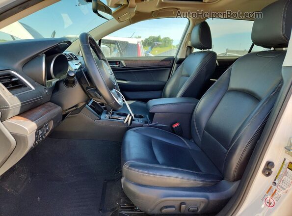 4S4BSANC9K3238762 2019 SUBARU OUTBACK White Vista interior delantera