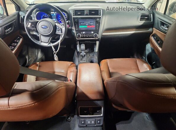 4S4BSATC4K3255567 2019 SUBARU OUTBACK White Vista del salpicadero
