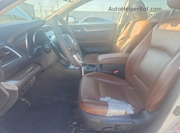 4S4BSATC5H3276582 2017 SUBARU OUTBACK White Սալոնի դիմացի տեսք