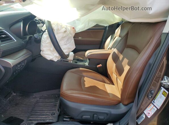 4S4BSATCXK3322432 2019 SUBARU OUTBACK Brown Front interior view