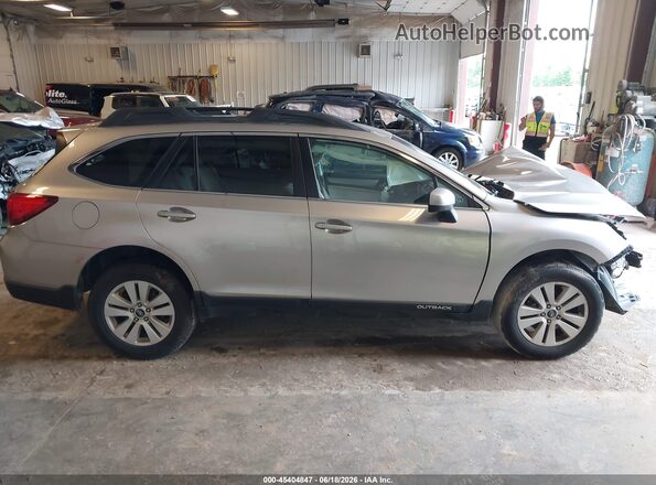 4S4BSBCC8G3221323 2016 SUBARU OUTBACK Silver Vista interior trasera