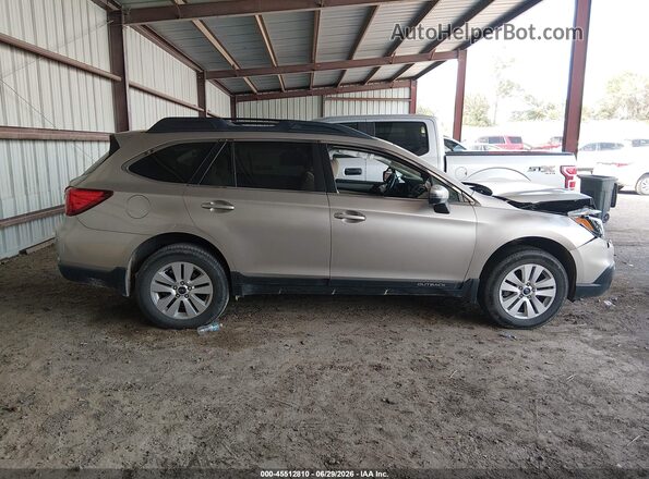 4S4BSBFC5G3283158 2016 SUBARU OUTBACK Gold Widok wnętrza z tyłu