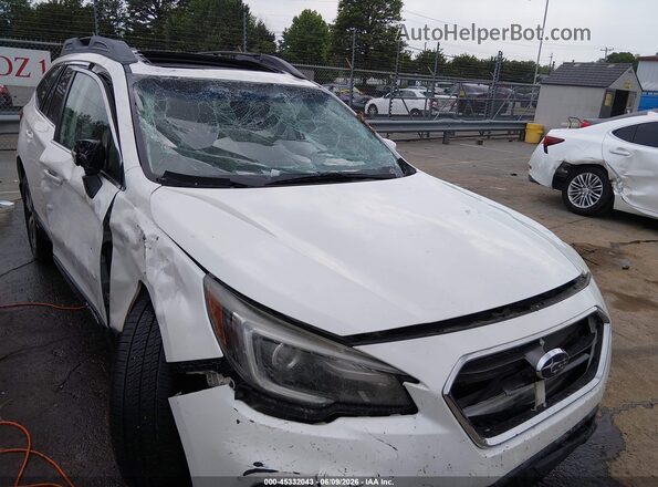 4S4BSENC0J3239529 2018 SUBARU OUTBACK White Вид спереду