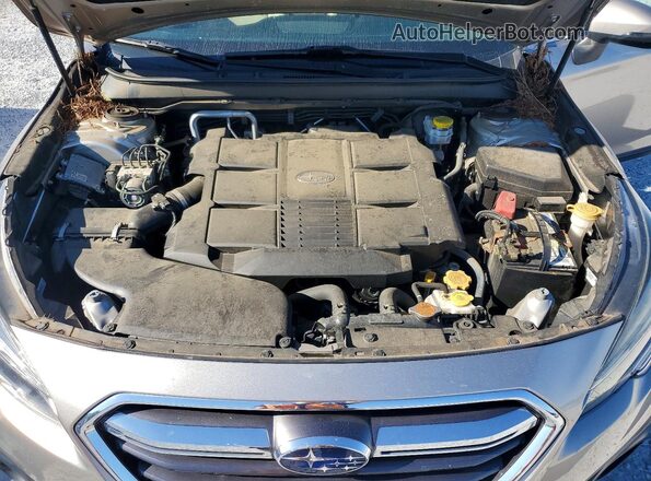4S4BSENC3J3343402 2018 SUBARU OUTBACK Silver Вид задньої частини салону