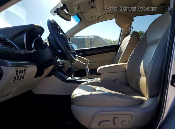 4S4BSENC3J3343402 2018 SUBARU OUTBACK Silver Вид салону спереду