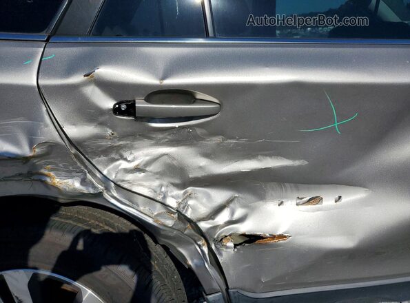 4S4BSENC3J3343402 2018 SUBARU OUTBACK Silver Вид задніх сидінь