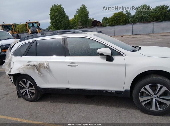 4S4BSENC5K3292244 2019 SUBARU OUTBACK White Rear interior view