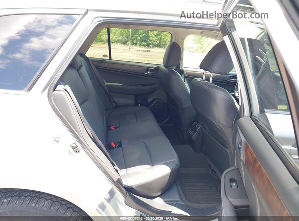 4S4BSENC7K3285716 2019 SUBARU OUTBACK Silver VIN կոդի պիտակի տեսք