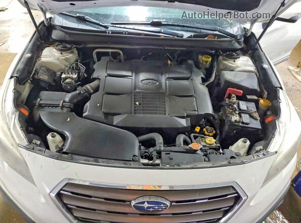 4S4BSETC1H3401634 2017 SUBARU OUTBACK White Widok wnętrza z tyłu