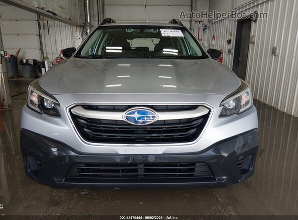 4S4BTAAC3L3210640 2020 SUBARU OUTBACK Silver Rear interior view