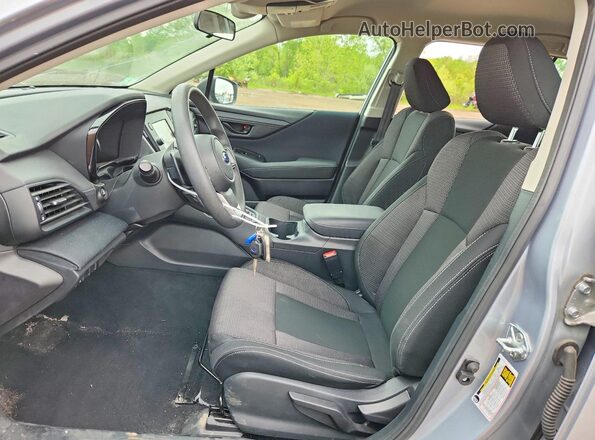 4S4BTAAC4N3228194 2022 SUBARU OUTBACK Silver Front interior view