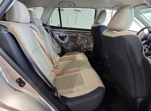 4S4BTACC8L3203552 2020 SUBARU OUTBACK Tan Vista interior trasera