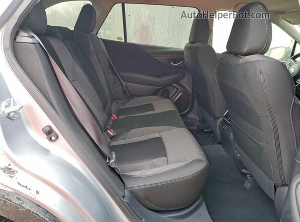 4S4BTADC5S3143677 2025 SUBARU OUTBACK Silver Սալոնի հետևի տեսք