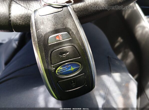 4S4BTADC6S3228429 2025 SUBARU OUTBACK Blue Vista del salpicadero