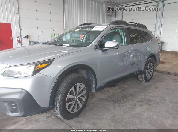 4S4BTADC9N3225318 2022 SUBARU OUTBACK Silver Vista frontal