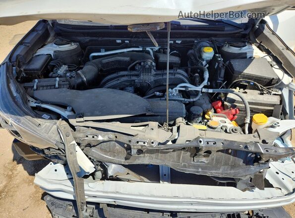 4S4BTAFC2R3220027 2024 SUBARU OUTBACK White Вид задньої частини салону