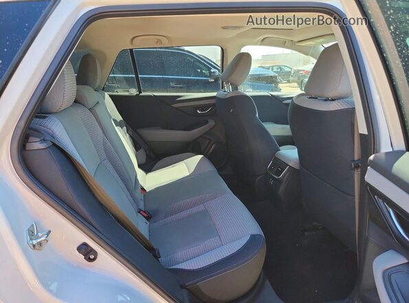 4S4BTAFC2R3220027 2024 SUBARU OUTBACK White Вид задніх сидінь