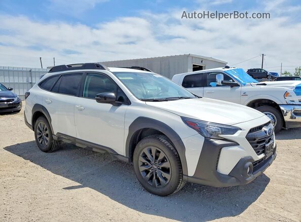 4S4BTAJC5P3105796 2023 SUBARU OUTBACK White Передня права чверть