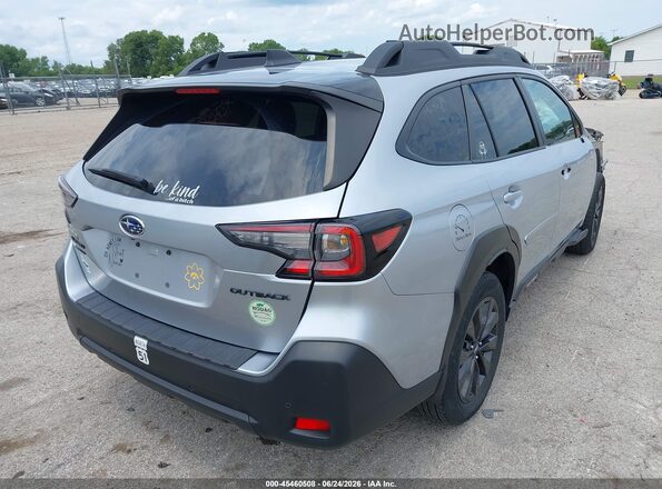 4S4BTALC6S3117901 2025 SUBARU OUTBACK Silver Հետևի աջ