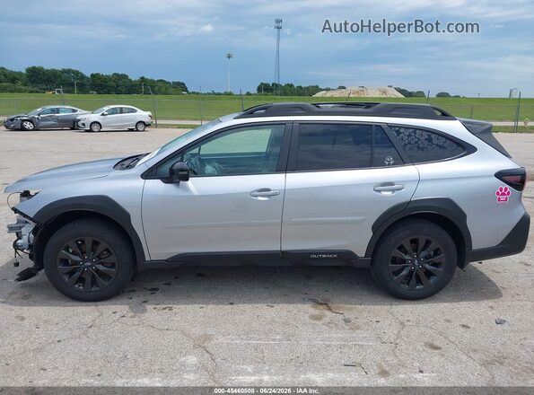 4S4BTALC6S3117901 2025 SUBARU OUTBACK Silver Սալոնի 360 աստիճան տեսք