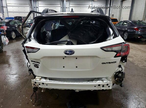 4S4BTALCXS3333394 2025 SUBARU OUTBACK White Rear view