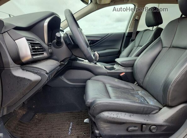 4S4BTANC3R3139670 2024 SUBARU OUTBACK White Вид салону спереду