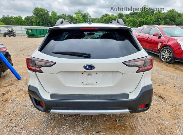 4S4BTANC3R3139670 2024 SUBARU OUTBACK White Вид ззаду