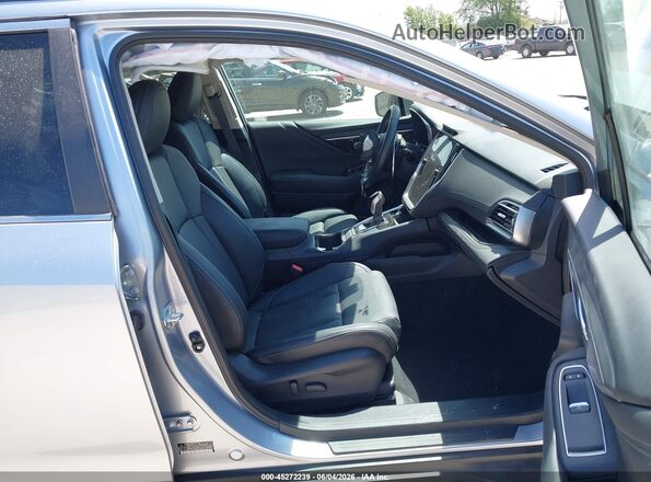 4S4BTANC5R3214871 2024 SUBARU OUTBACK Silver Vista interior delantera