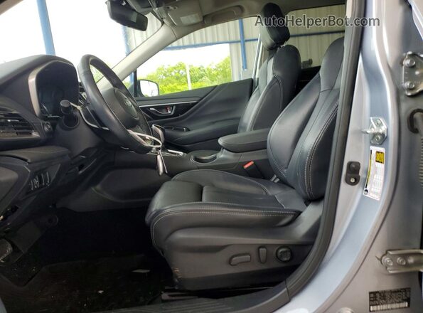 4S4BTANC6P3117840 2023 SUBARU OUTBACK Silver Vista interior delantera