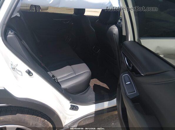 4S4BTANC7S3336105 2025 SUBARU OUTBACK White Vista de la etiqueta del VIN