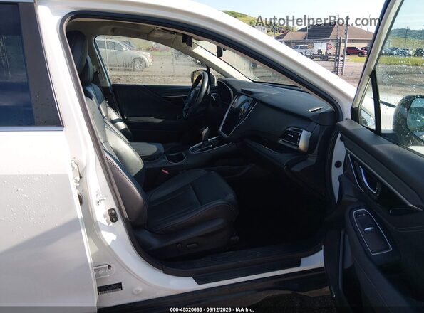 4S4BTANC8N3229813 2022 SUBARU OUTBACK White Вид салону спереду