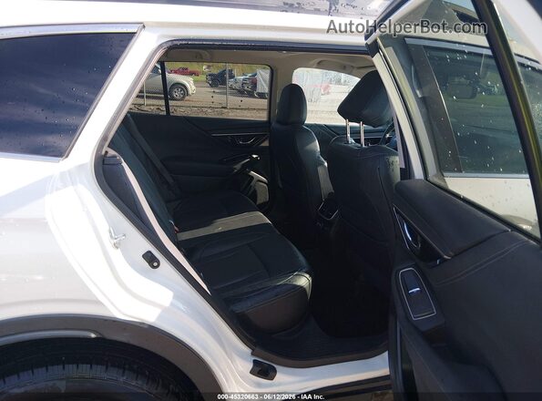 4S4BTANC8N3229813 2022 SUBARU OUTBACK White Вид наклейки з VIN-кодом
