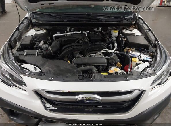 4S4BTAPC0N3164212 2022 SUBARU OUTBACK White Вид ззаду