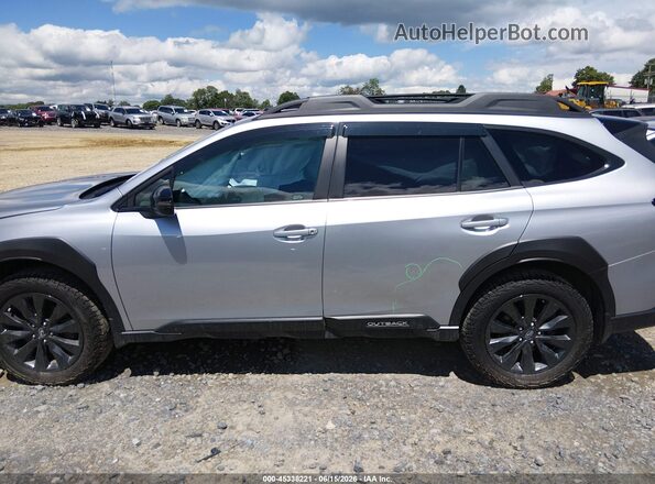 4S4BTGLD6R3201612 2024 SUBARU OUTBACK Silver 360 interior view