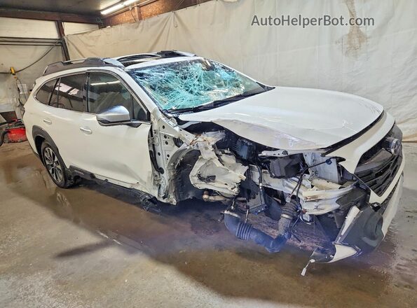 4S4BTGPD0P3175726 2023 SUBARU OUTBACK White Delantero derecho